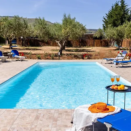 Casa Jo - A 5 Minuti Dalla Con Piscina Castellammare del Golfo
