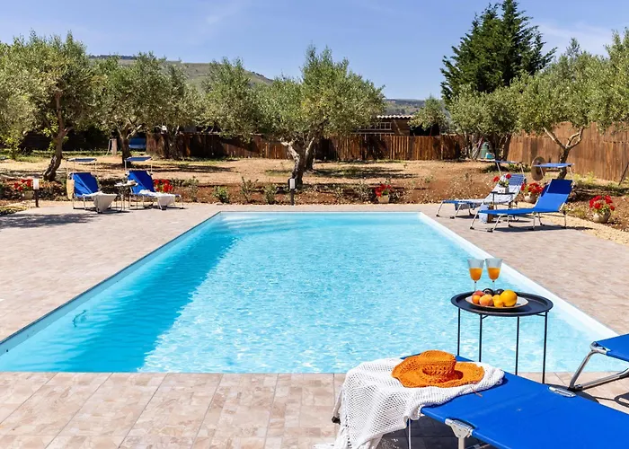 Casa Jo - A 5 Minuti Dalla Con Piscina Castellammare del Golfo